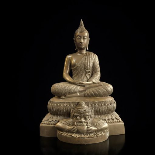 Tượng phật thích ca trong phật giáo nam tông