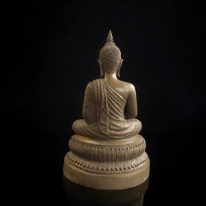 Tượng phật thích ca trong phật giáo nam tông