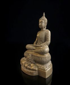 Tượng phật thích ca trong phật giáo nam tông
