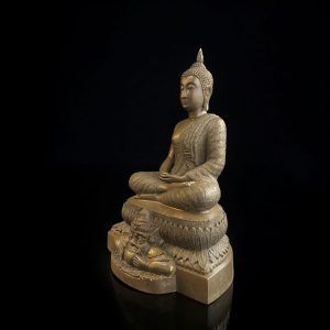 Tượng phật thích ca trong phật giáo nam tông