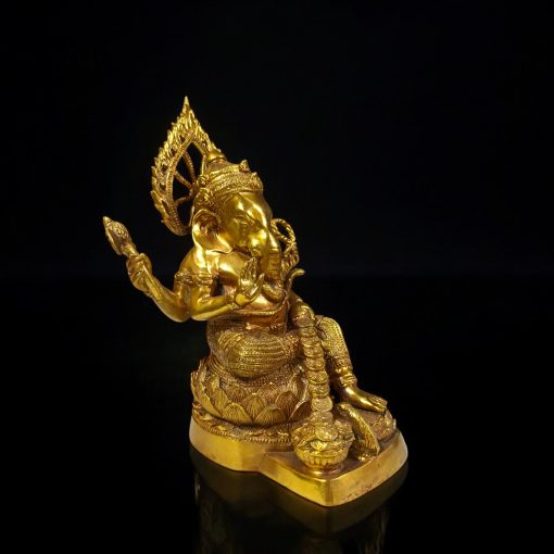 Tượng thần voi bằng đồng