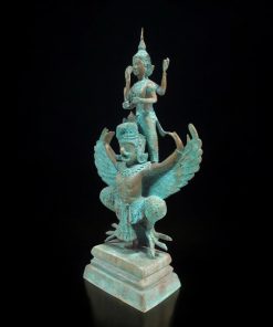 a statue of a man and a woman