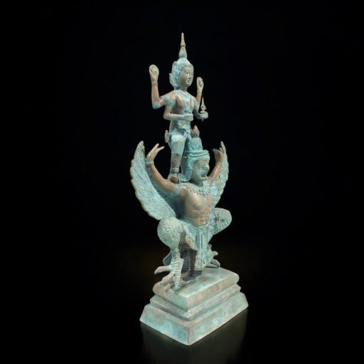 a statue of a man and woman